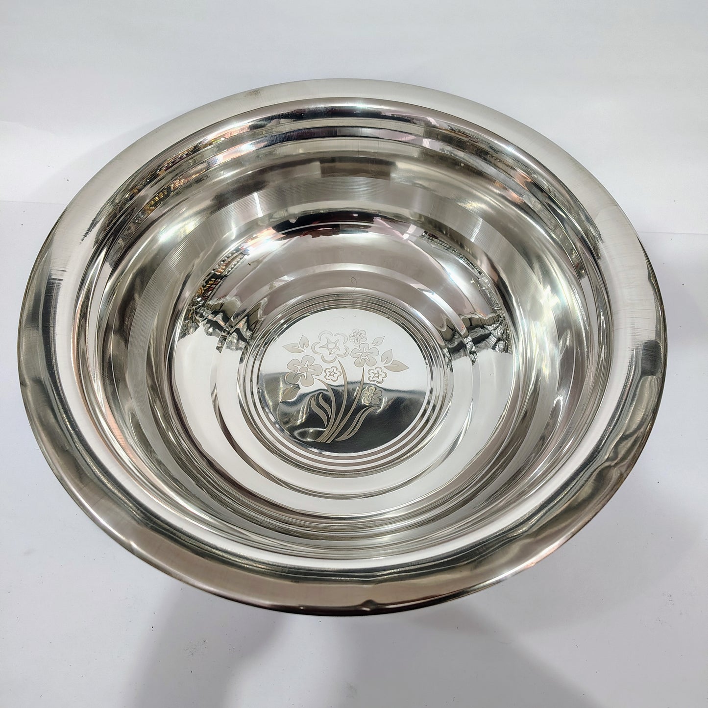 Asha-Stainless Steel Big Base Bowl For Atta Kneading ,Dough making And Serving Purpose-Made of 100% Pure Steel No Color Coating,Perfect Hard Body