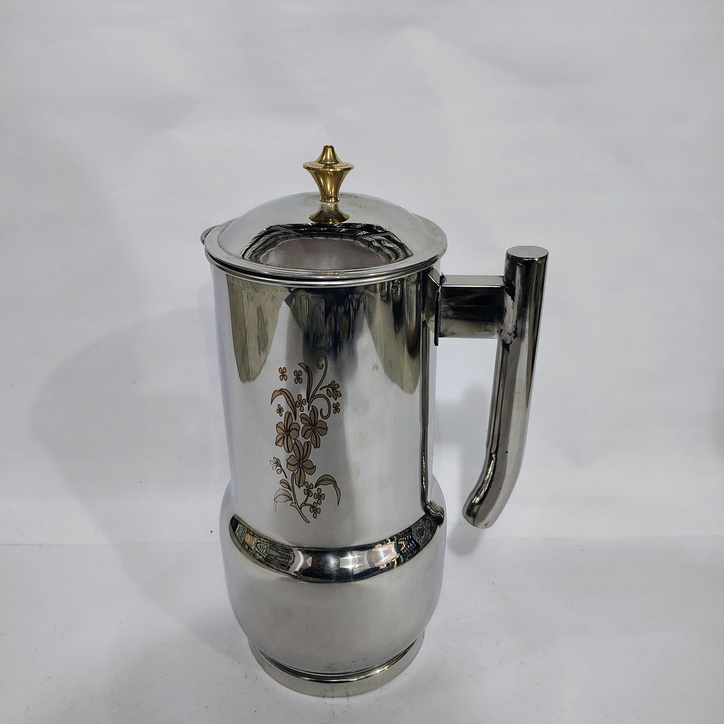 Asha-Stainless Steel Jug /Made with 100% Pure Steel with beautiful design. Get it at Wholesale price..