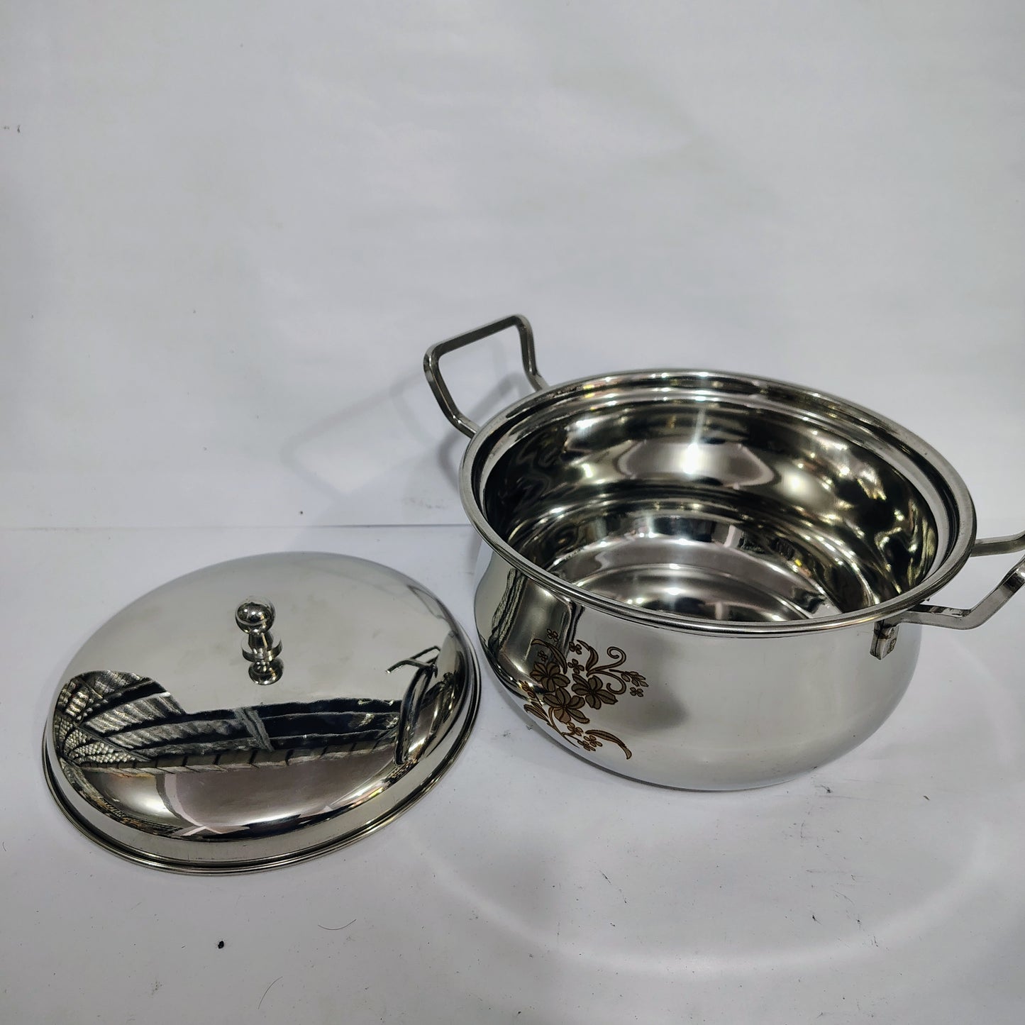 Asha-Stainless Steel body  Donga Set of 3 Beautiful Design,Lid-Heavy Build Quality,Food Serving Donga.